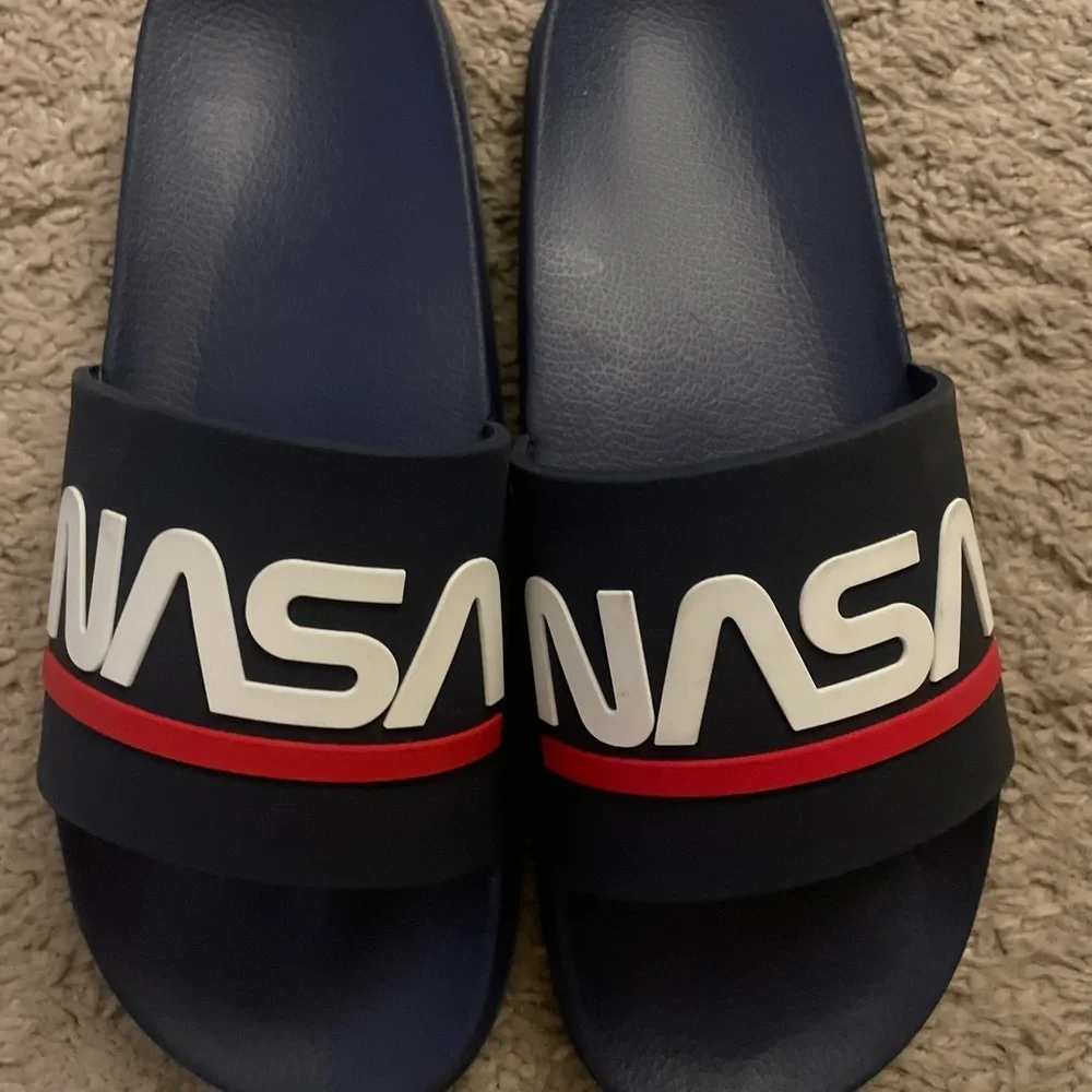 New without box Mens slides NASA brand red white blue size 9,10,11 sandals